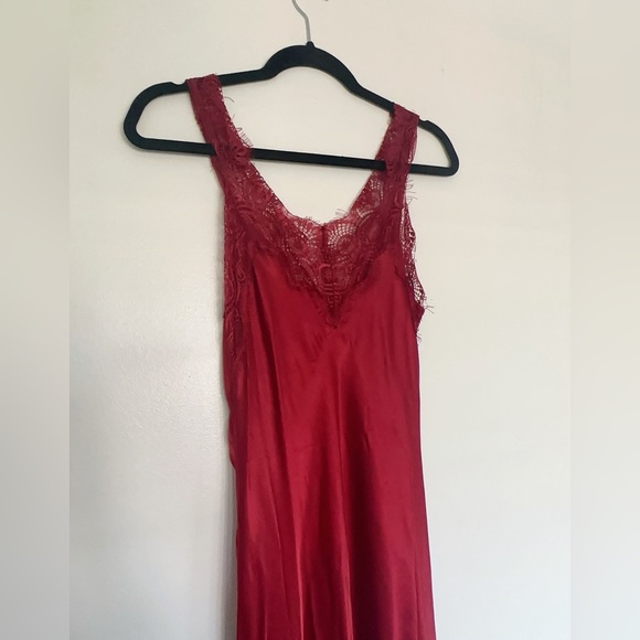 NWOT Long lace slip gown dress in small - Picture 6 of 6
